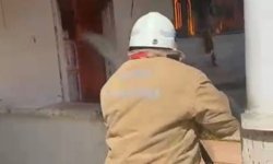 Reyhanlı'da müstakil ev alevlere teslim oldu