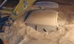 Selde hayatını kaybeden 2 kişinin bulunduğu aracın son görüntüleri ortaya çıktı