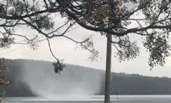 Sumbas'ta baraj üzerinde oluşan hortum kameraya yansıdı