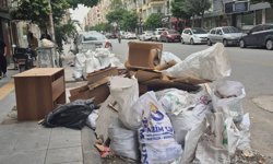 Cengiz Topel Caddesi Çöplüğe Döndü Tepkiler Artıyor