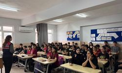 Jandarmadan Öğrencilere Güvenli İnternet Eğitimi