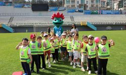 Spor Şenlikleri’nde sıra minik öğrencilerin