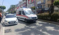 Antalya'da yaya geçidinden geçmeye çalışan Alman turistin ayağını otomobil ezdi