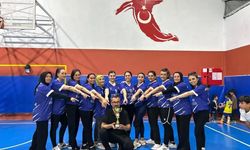 Bozyazı'da 'Evimin Sultanları Anneler Günü Voleybol Turnuvası' tamamlandı