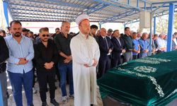 Cinayete kurban giden Kübra Yapıcı son yolculuğuna uğurlandı