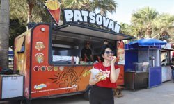 Gastrokaravanlar Mersin sahiline lezzet kattı