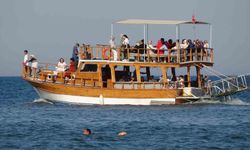Mersin'de  Havalar ısındı, turizm sezonu başlıyor