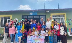 Liselilerden Köy Okullarına Tiyatro Sürprizi