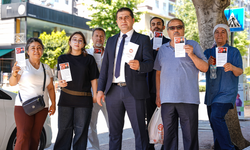 Toroslar'da Esnafa "Gençliğe Hitabe" Dağıtıldı