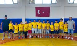 Mersin'de tarihi başarı: Anamurlu güreşçiler Ankara yolcusu!