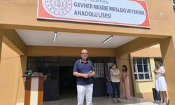 38 yıllık veda: Başöğretmen Akkoyun alkışlarla uğurlandı