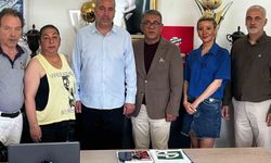 Adana Demirspor'a yerel basından 100 bin liralık destek