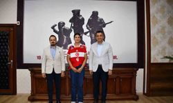 Milli Sporcu Sena Bayır'a Kaymakam Kabulü