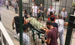 Hamile kadın ve oğlu yangından kurtarıldı
