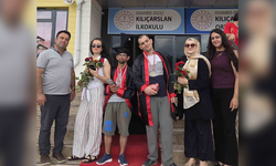 Düziçi'nde özel okulda tarihi mezuniyet: İlk diplomalar verildi