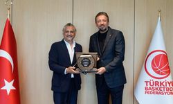 Denizli Basket’ten TBF Başkanı Türkoğlu’na ziyaret