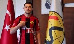 Eskişehirspor'da çifte imza