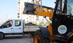 Toroslar'da yaz temizliği hız kesmiyor