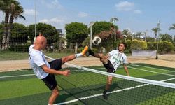 Alanya'da geleneksel futnet ayak tenisi turnuvası başlıyor