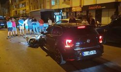 Antalya'da otomobil ile motosikletin çarpıştığı kazada 1 kişi yaralandı