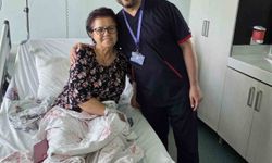 Öğrencisi profesör oldu, 29 yıl sonra öğretmenini ameliyat ederek sağlığına kavuşturdu
