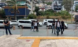Alanya'da 400 bin liralık döviz bürosu soygununda 3 şüpheli tutuklandı