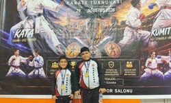 Kardeşler aynı turnuvada Türkiye şampiyonu oldu