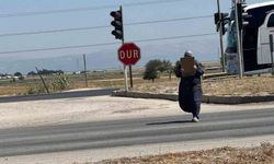 Trafik ışıklarındaki dilenciler, zabıtayla karşılaşınca arkalarına bakmadan kaçtılar