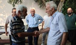 Yaşlı adamlardan örnek davranış