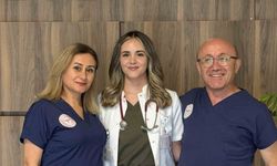 Anne ve babasının görev yaptığı hastanede doktor oldu: 'Evde prensesimiz, hastanede doktor hanım'
