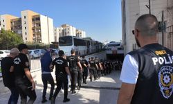 Mersin'deki 7 milyar 640 milyon TL'lik yasa dışı bahis operasyonunda 30 tutuklama