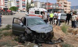 Otomobiller kavşakta çarpıştı: 4 yaralı