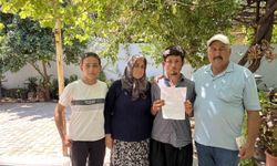 Türk aile şefkatle yaklaştıkları ve 7. evlatları olarak gördükleri Suriyeli Abdurrahman'dan ayrılmak istemiyor