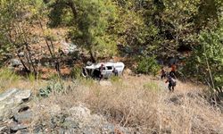 Uçuruma Sürüklenen Araçta 1 Ölü, 1 Yaralı