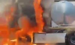 Alevlere teslim olan tır metal yığınına döndü
