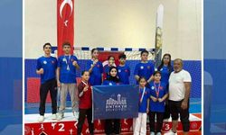 Antakya Belediyesi karate takımı 20 madalya kazandı