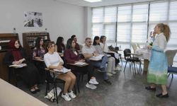 Mersin'de MERCEK kurslarıyla turizm sektörüne nitelikli personel yetiştiriliyor