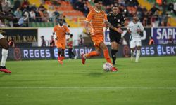 Trendyol Süper Lig: Corendon Alanyaspor: 1 - Kocaelispor: 2 (Maç sonucu)