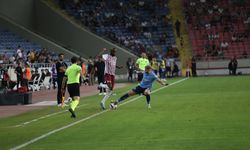 Hatayspor: 0 - Y. Adana Demirspor: 1 (İlk yarı)
