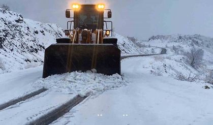 Kahramanmaraş kırsalına kar düştü ekipler müdahale etti