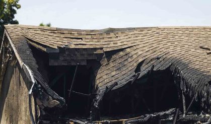 ABD’de yerleşim yerine düşen uçakta 6 kişinin öldüğü doğrulandı