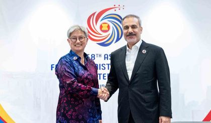 Bakan Fidan, Malezya’da Avustralyalı mevkidaşı Wong ile görüştü