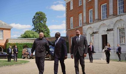 İngiltere Dışişleri Bakanı Lammy: "(Rusya-Ukrayna Savaşı) Adil ve kalıcı bir barış için çalışmaya devam ediyoruz"