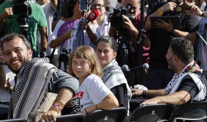 Küresel Sumud Filosu’nun ilk filosu Gazze’ye insani yardım ulaştırmak için İspanya’dan yola çıktı