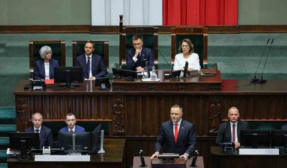 Polonya Cumhurbaşkanı Nawrocki yemin ederek göreve başladı