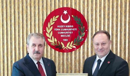 BBP Genel Başkanı Destici, KKTC Cumhuriyet Meclisi Başkanı Öztürkler ile bir araya geldi