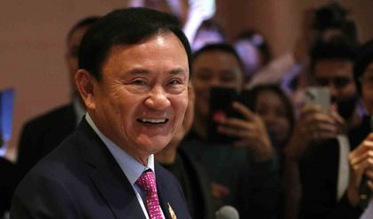 Eski Tayland Başbakanı, yeni seçimler öncesi ülkeyi terk etti