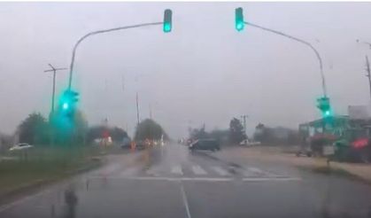 Bolu’da yağışlı havada kaza ucuz atlatıldı