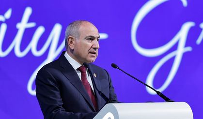 Ermenistan Başbakanı Paşinyan: "Azerbaycan-Ermenistan-Türkiye arasında boru ve elektrik hatları kurulacak"