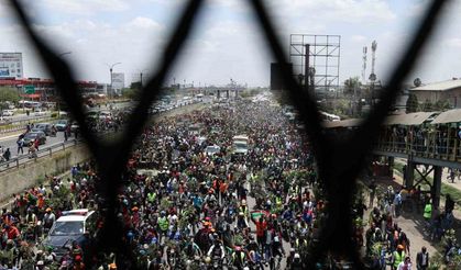 Eski Kenya Başbakanı Odinga’nın cenazesinde polisle ziyaretçiler arasında çatışma: En az 4 ölü